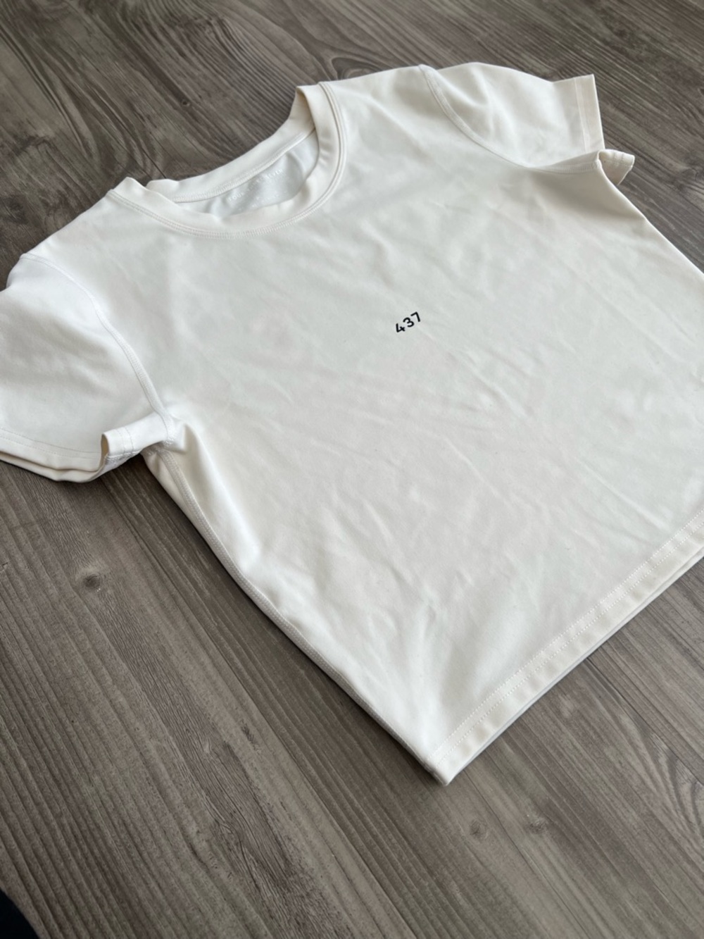 437 Short Sleeve Cream Fitted Crop Tee - Picture 3 of 4